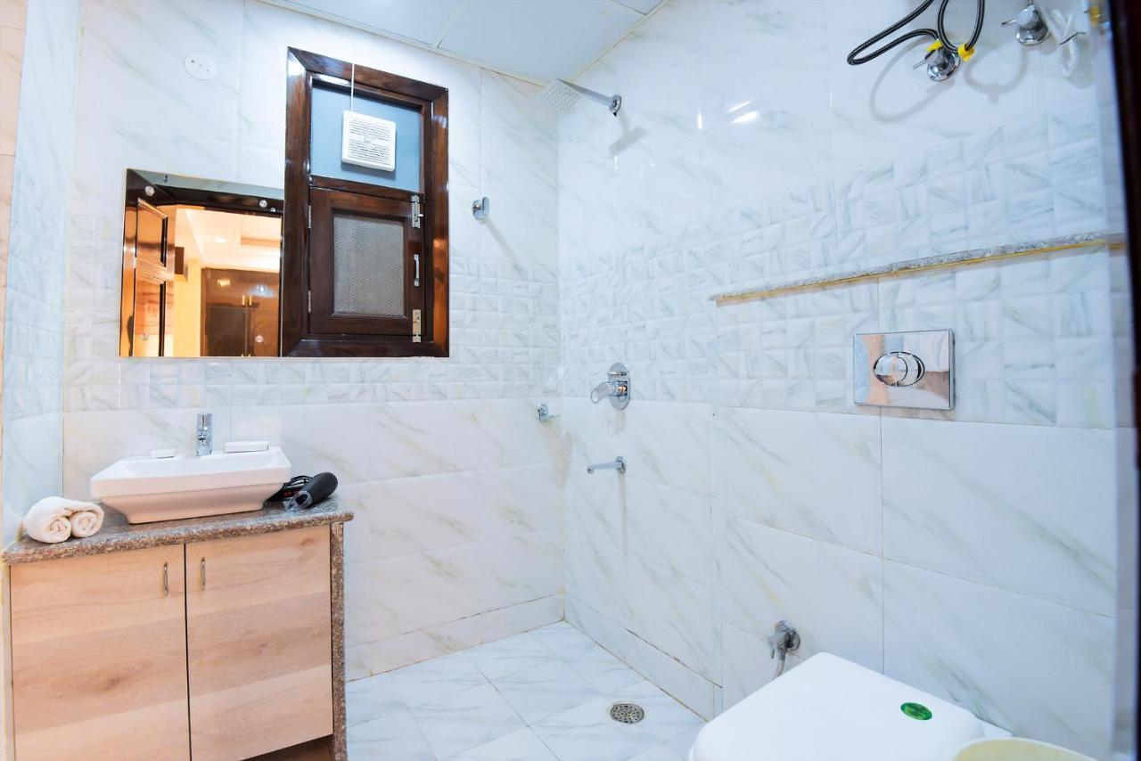 Bedchambers Medicity Serviced Apartments In Gurgaon Exterior photo