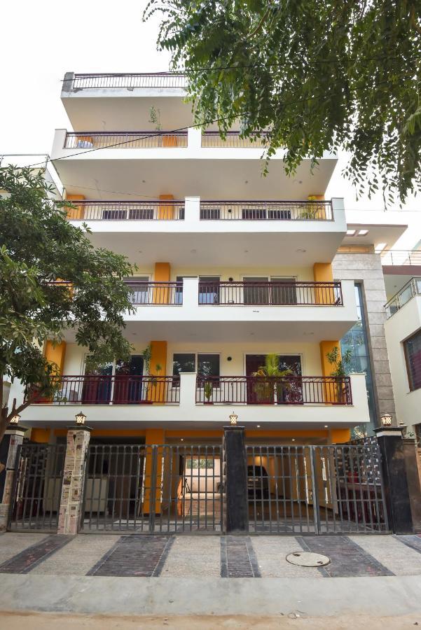 Bedchambers Medicity Serviced Apartments In Gurgaon Exterior photo