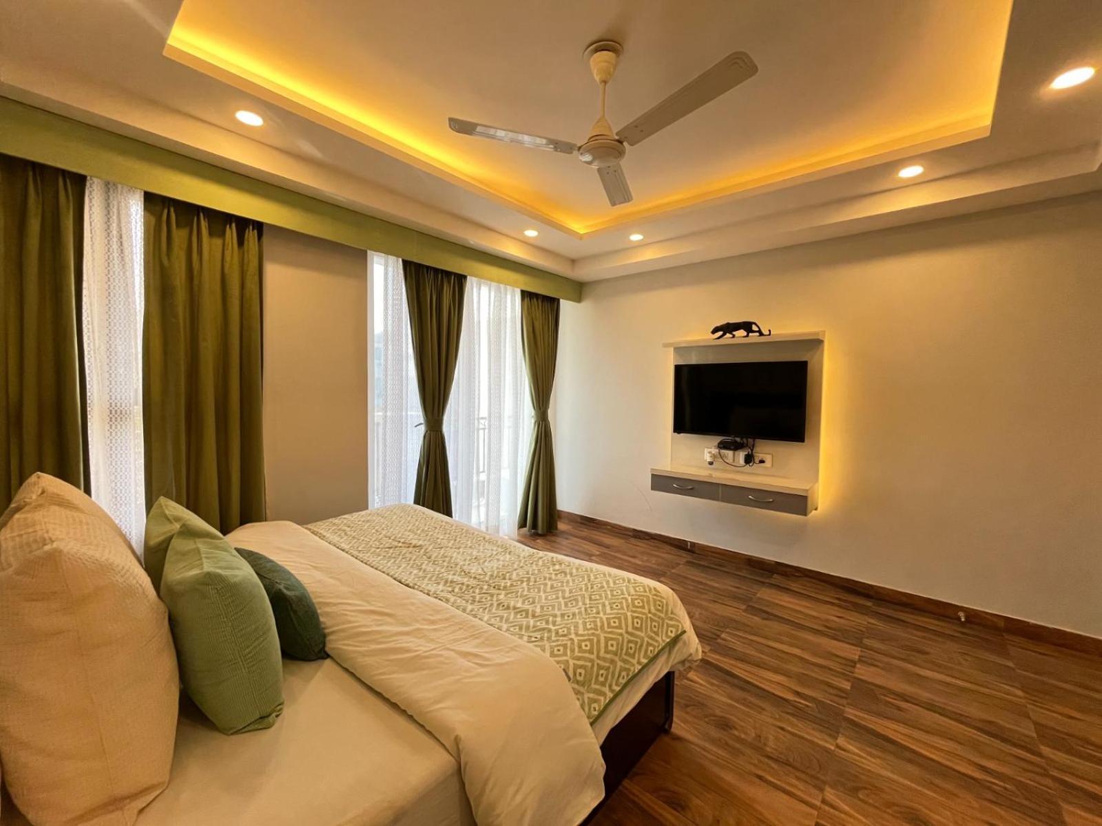 Bedchambers Medicity Serviced Apartments In Gurgaon Exterior photo