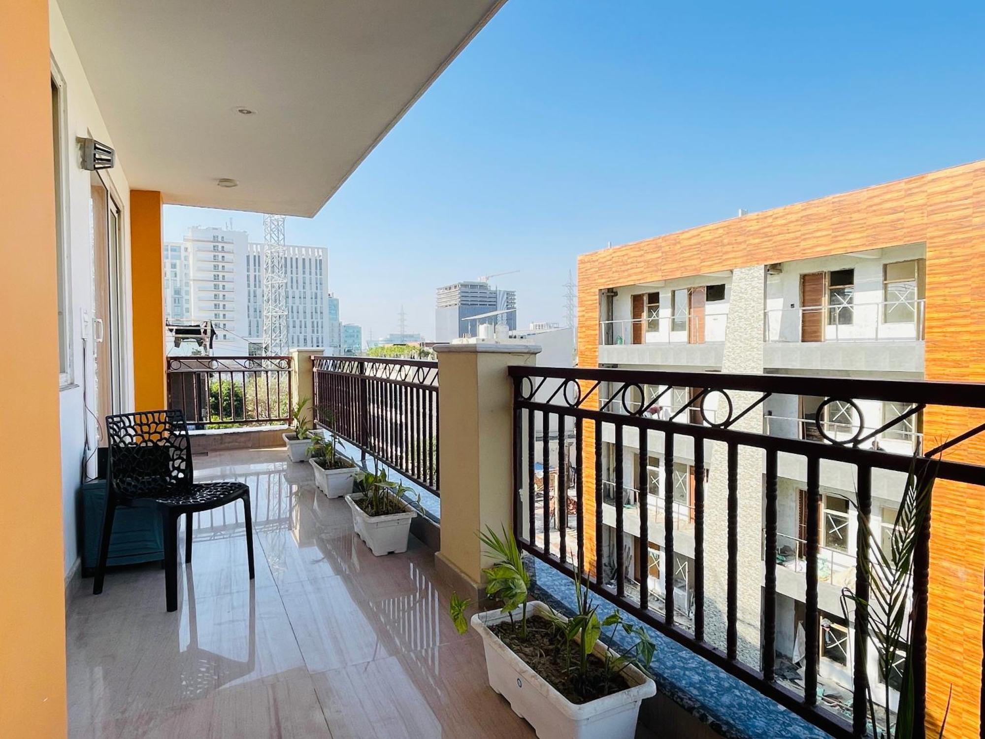 Bedchambers Medicity Serviced Apartments In Gurgaon Exterior photo