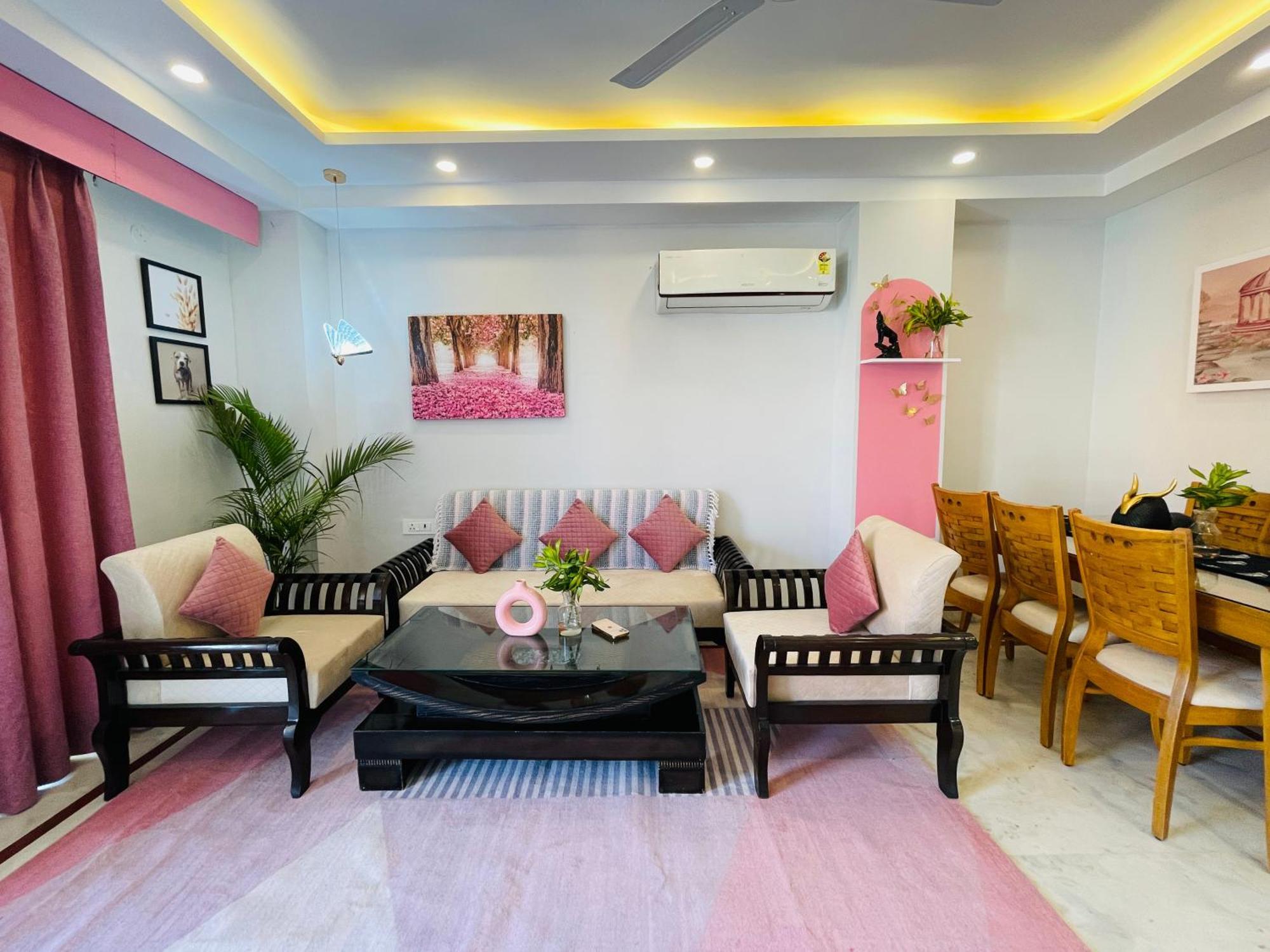Bedchambers Medicity Serviced Apartments In Gurgaon Exterior photo